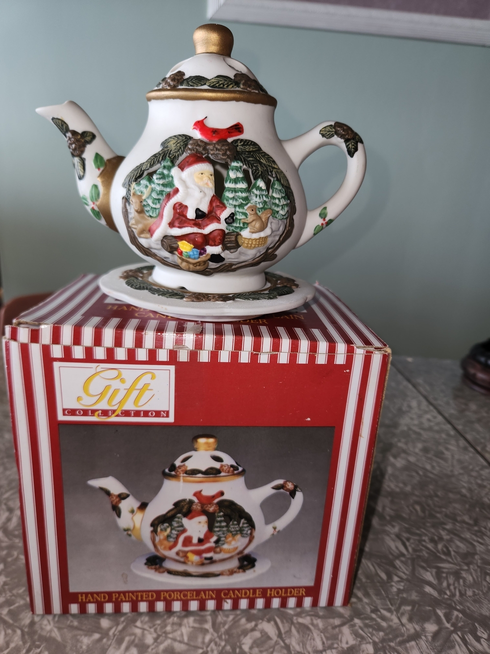 White & Gold Santa Teapot Porcelain Candle Holder